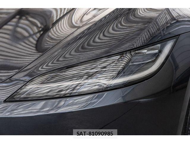 Tesla MODEL 3 2024-12 4990893-18