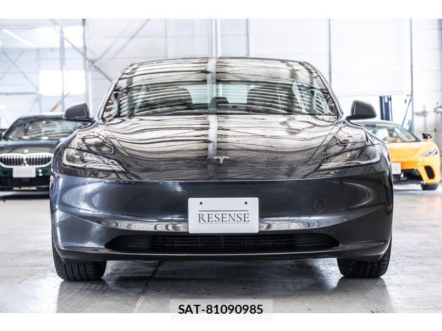 Tesla MODEL 3 2024-12 4990893-3