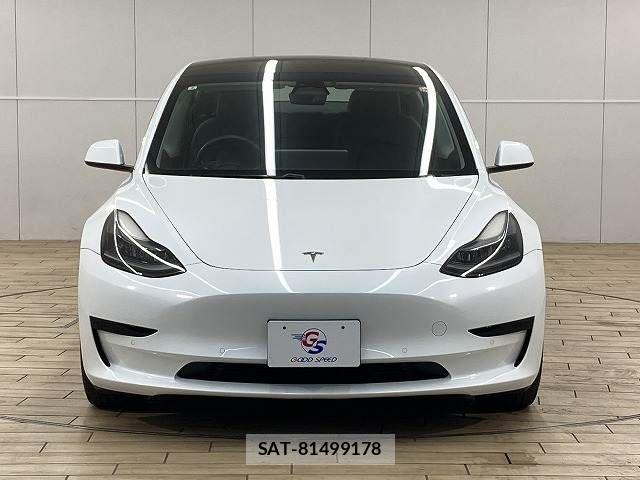 Tesla MODEL 3 2022-02 6547113-2