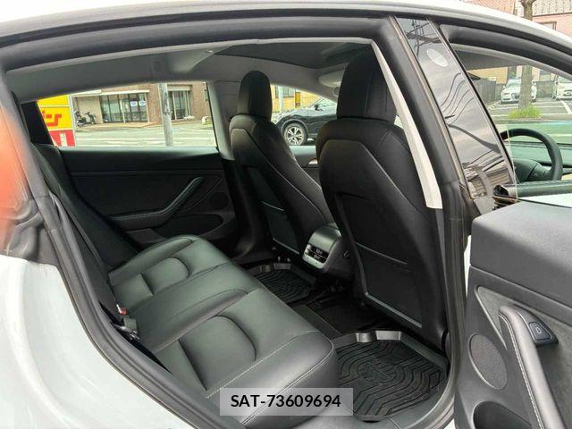 Tesla MODEL 3 2022-06 6615252-20