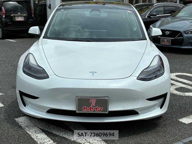 Tesla MODEL 3 2022-06 6615252-25