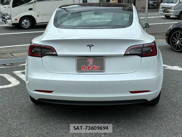 Tesla MODEL 3 2022-06 6615252-29