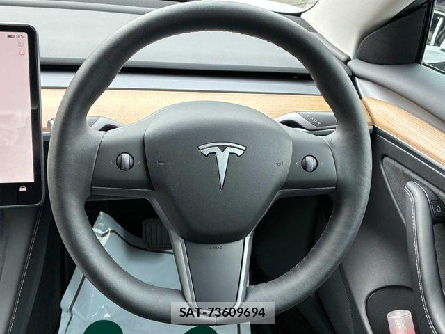 Tesla MODEL 3 2022-06 6615252-5