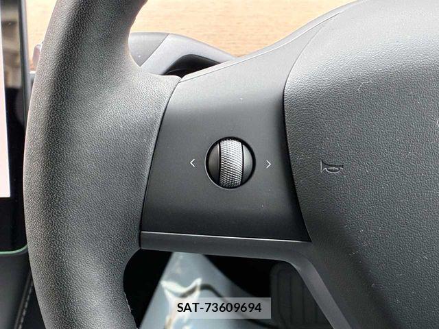 Tesla MODEL 3 2022-06 6615252-6