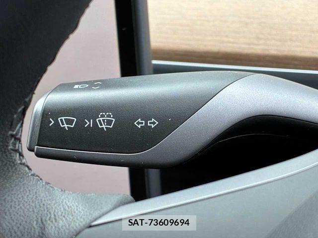 Tesla MODEL 3 2022-06 6615252-8