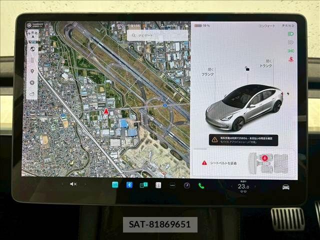 Tesla MODEL 3 2021-08 6673931-2