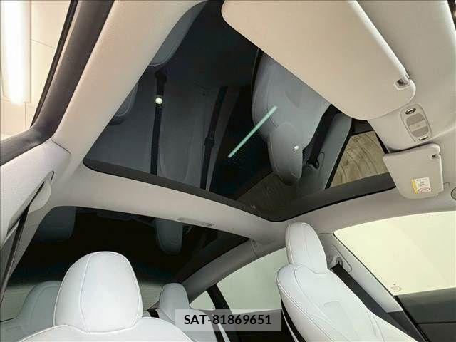Tesla MODEL 3 2021-08 6673931-4