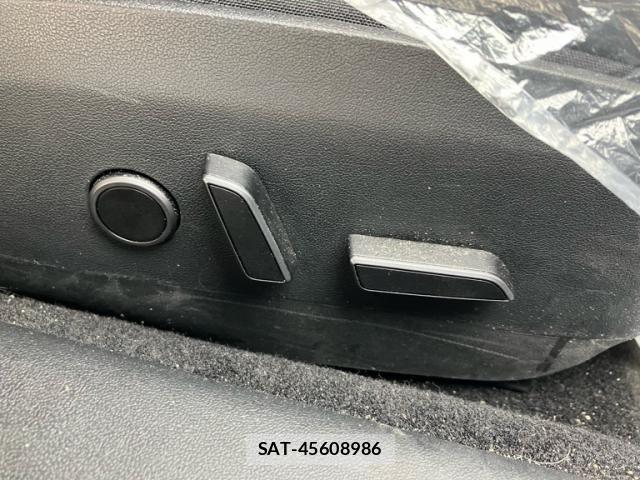 Tesla MODEL 3 2021-07 6914520-18