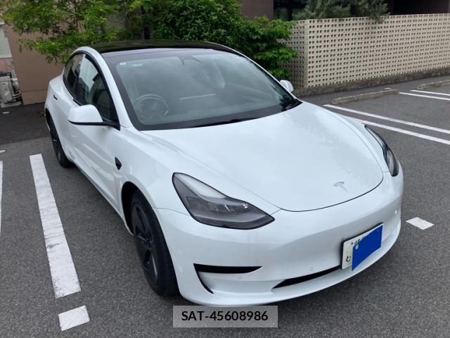 Tesla MODEL 3 2021-07 6914520-3