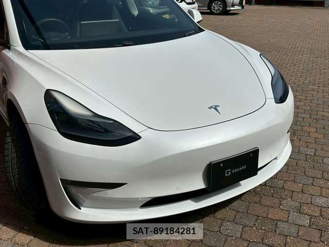Tesla MODEL 3 2022-03 6914521-13