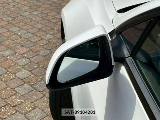 Tesla MODEL 3 2022-03 6914521-16