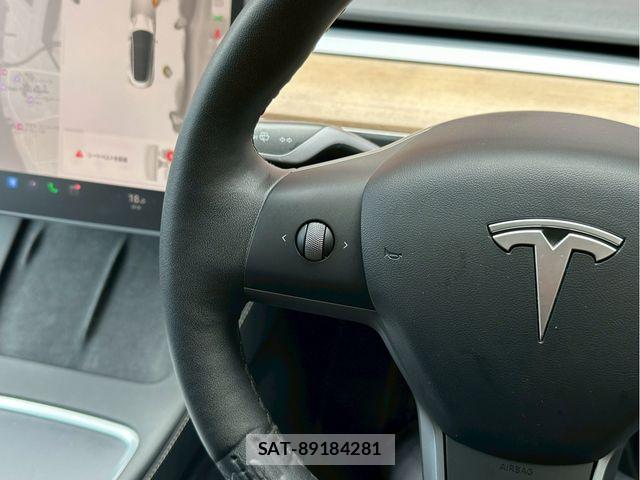 Tesla MODEL 3 2022-03 6914521-29