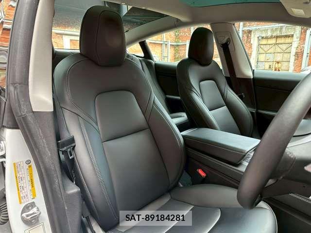 Tesla MODEL 3 2022-03 6914521-3