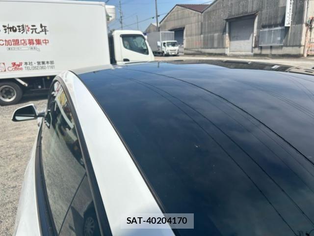 Tesla MODEL 3 2022-08 7021764-9