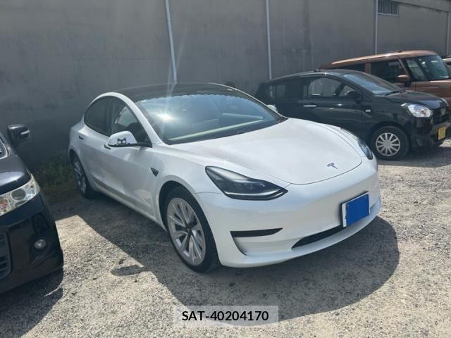 Tesla MODEL 3 2022-08 7021764-1