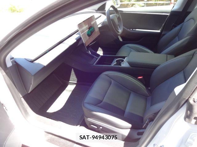 Tesla MODEL 3 2024-10 7226132-11