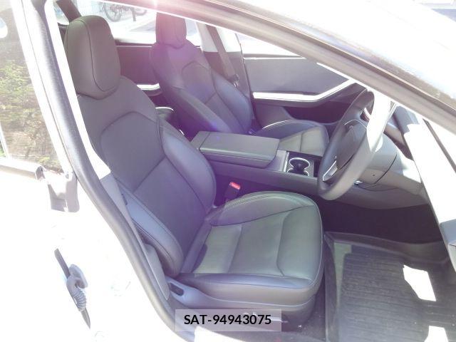 Tesla MODEL 3 2024-10 7226132-14