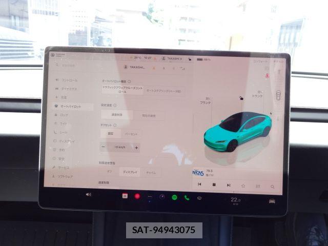 Tesla MODEL 3 2024-10 7226132-23