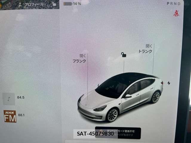 Tesla MODEL 3 2021-08 7216456-8