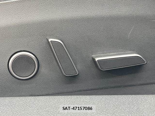 Tesla MODEL 3 2023-06 7252587-9