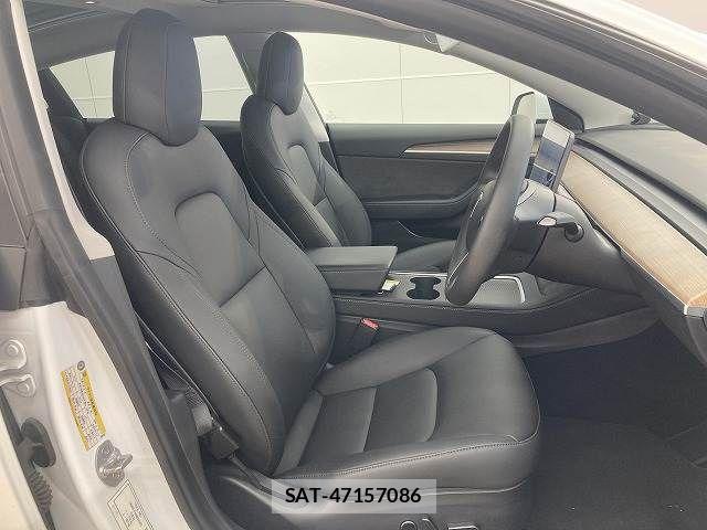Tesla MODEL 3 2023-06 7252587-11