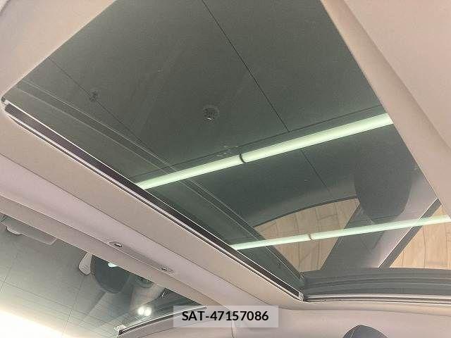 Tesla MODEL 3 2023-06 7252587-8