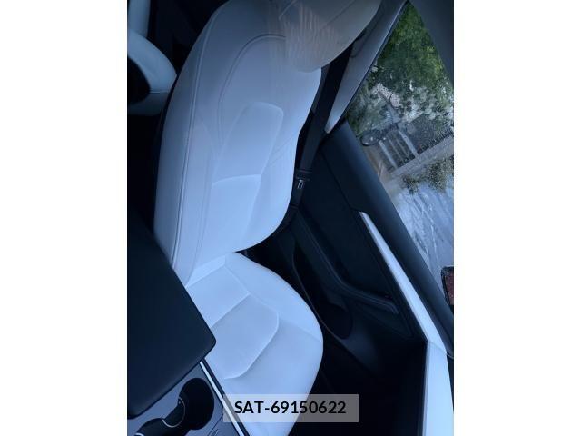 Tesla MODEL 3 2021-12 7252588-13