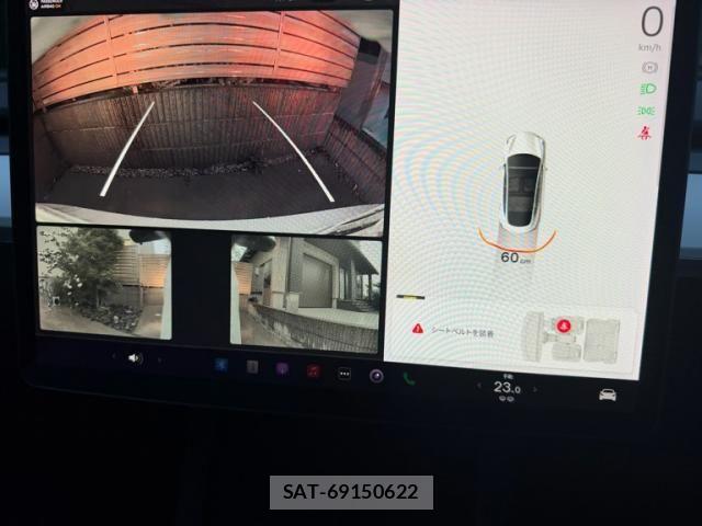 Tesla MODEL 3 2021-12 7252588-18