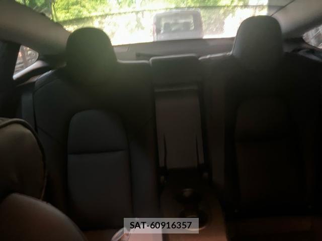 Tesla MODEL 3 2021-08 7273162-19