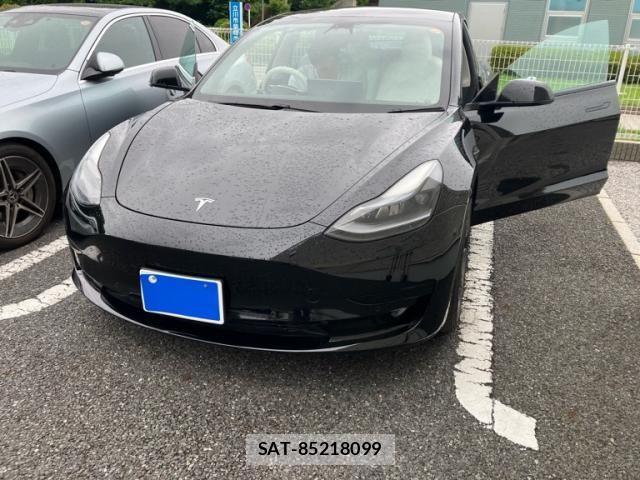 Tesla MODEL 3 2022-06 7330654-0