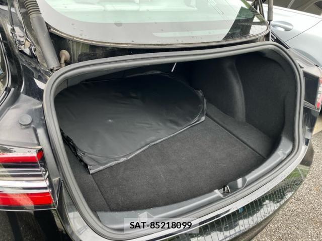 Tesla MODEL 3 2022-06 7330654-6