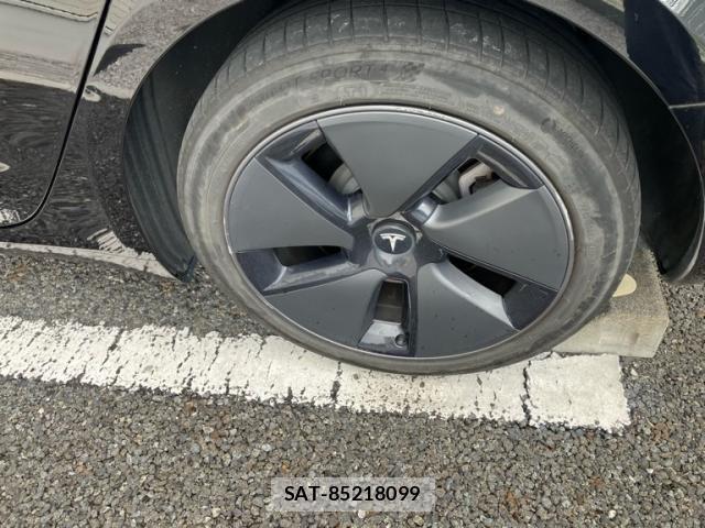 Tesla MODEL 3 2022-06 7330654-8