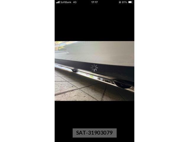 Tesla MODEL 3 2021-12 7330656-11