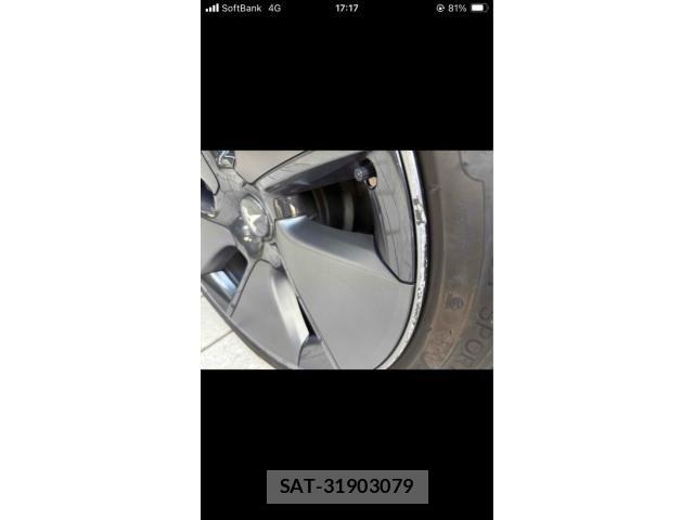 Tesla MODEL 3 2021-12 7330656-15