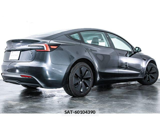 Tesla MODEL 3 2025-09 7330653-10
