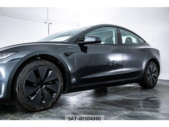 Tesla MODEL 3 2025-09 7330653-17