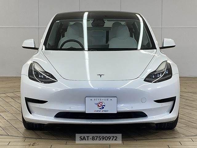Tesla MODEL 3 2021-03 7360161-2