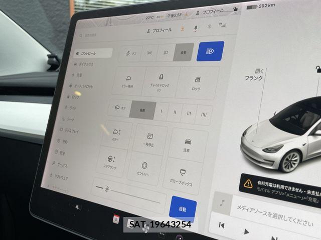 Tesla MODEL 3 2021-01 7360172-12