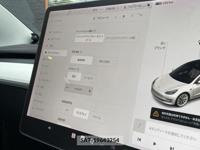 Tesla MODEL 3 2021-01 7360172-14
