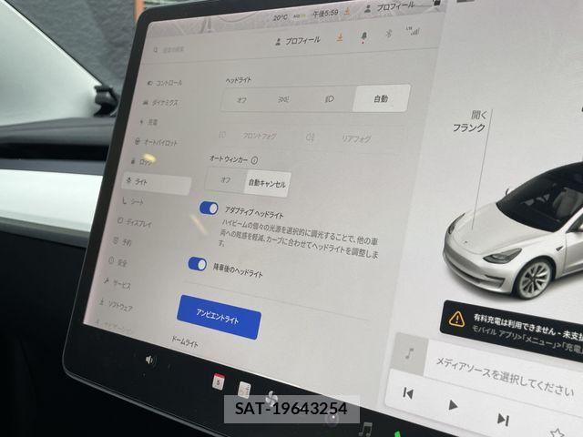 Tesla MODEL 3 2021-01 7360172-16