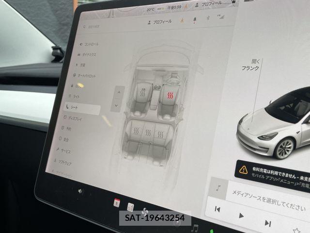 Tesla MODEL 3 2021-01 7360172-17
