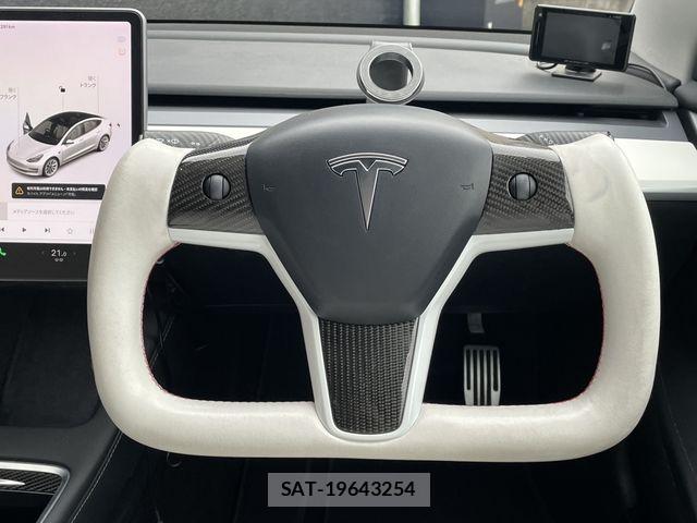 Tesla MODEL 3 2021-01 7360172-22
