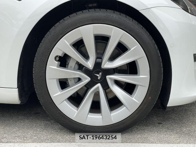 Tesla MODEL 3 2021-01 7360172-6