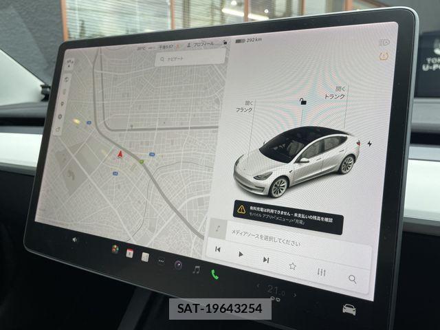 Tesla MODEL 3 2021-01 7360172-7