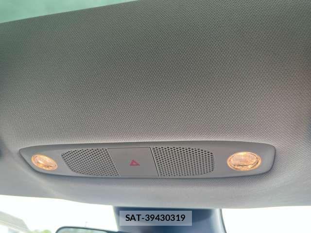 Tesla MODEL 3 2021-08 7360165-7