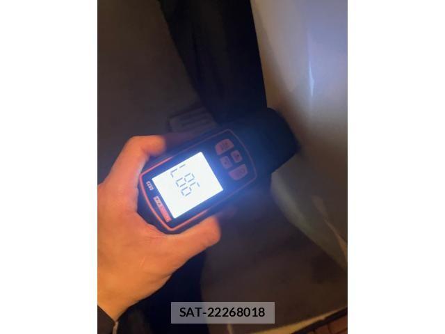 Tesla MODEL 3 2024-05 7360160-19