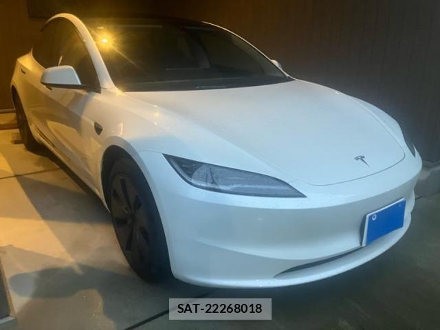 Tesla MODEL 3 2024-05 7360160-2