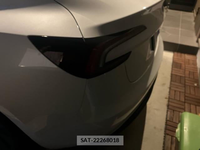 Tesla MODEL 3 2024-05 7360160-5