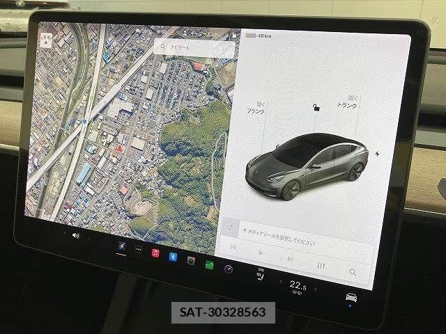 Tesla MODEL 3 2021-05 7360162-3