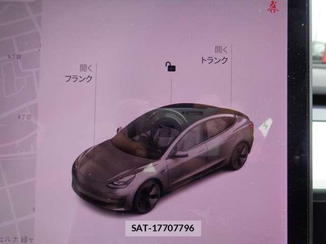 Tesla MODEL 3 2021-10 7394524-18